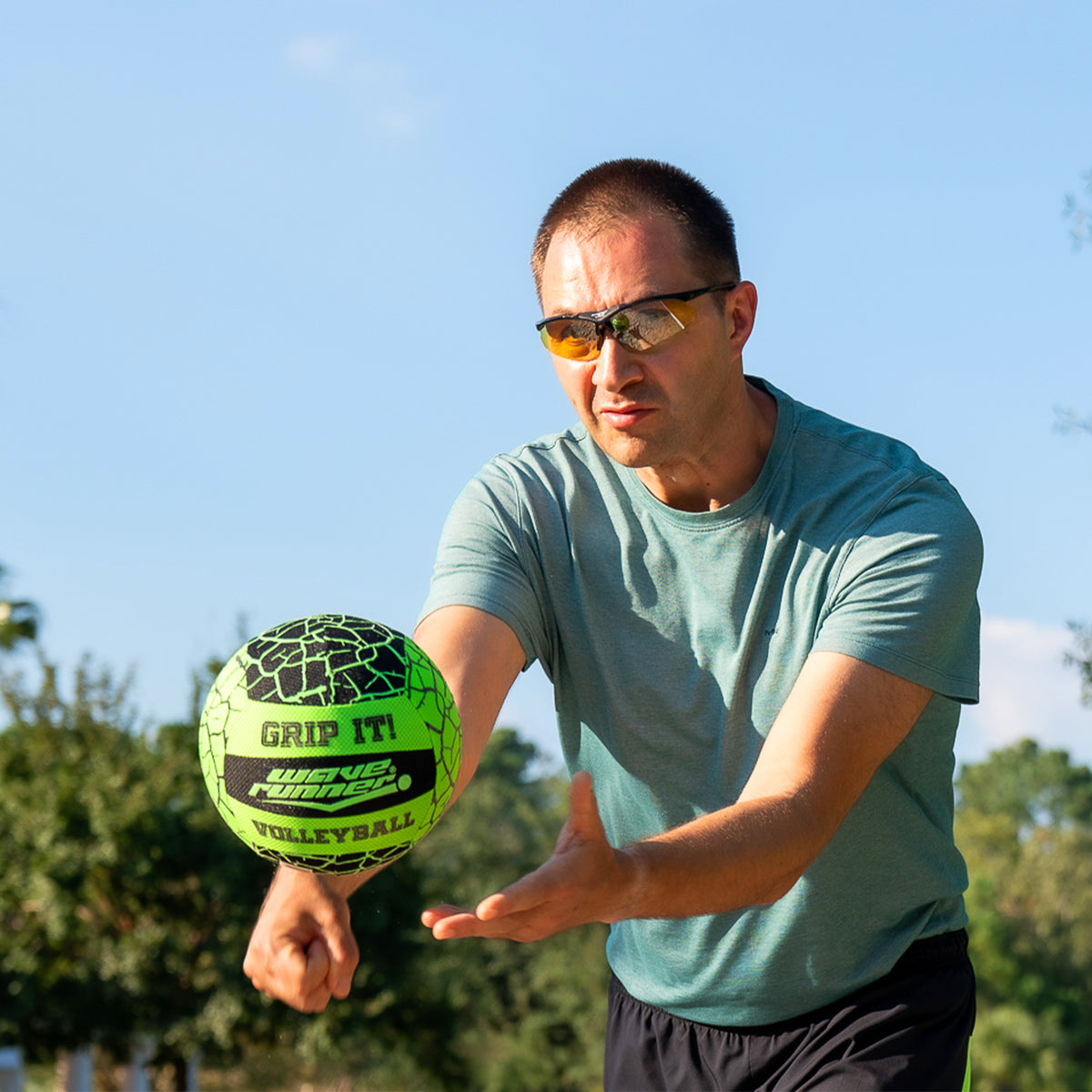 Agarre el voleibol